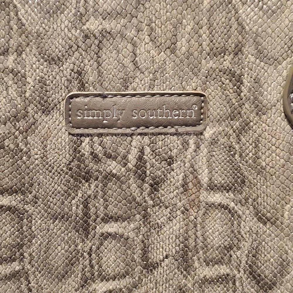 Simply Southern Snake Print Tote Bag (37)